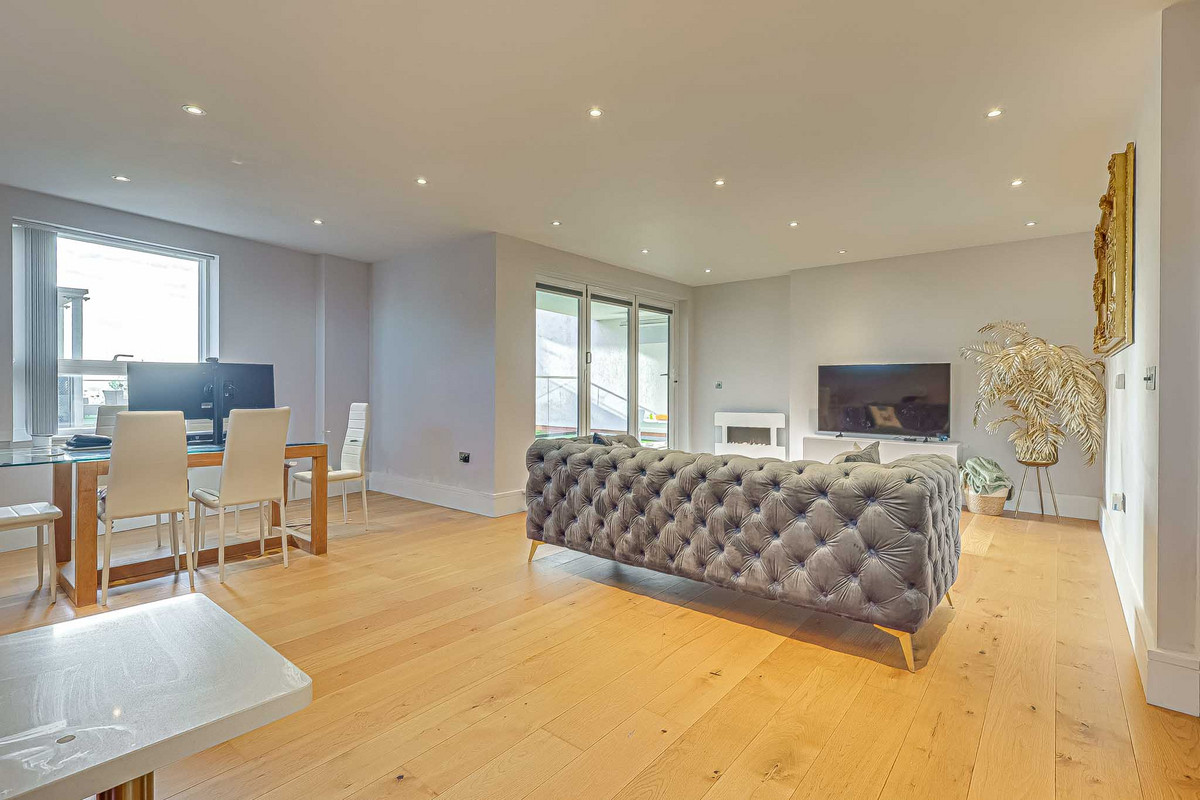 rectory-grove-leigh-on-sea-ss9-2