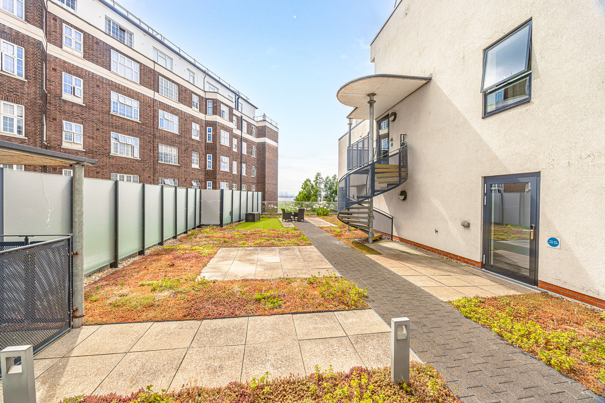 rectory-grove-leigh-on-sea-ss9-2