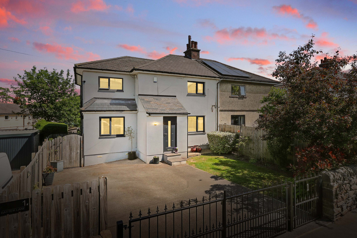 Batter Lane, Leeds, LS19