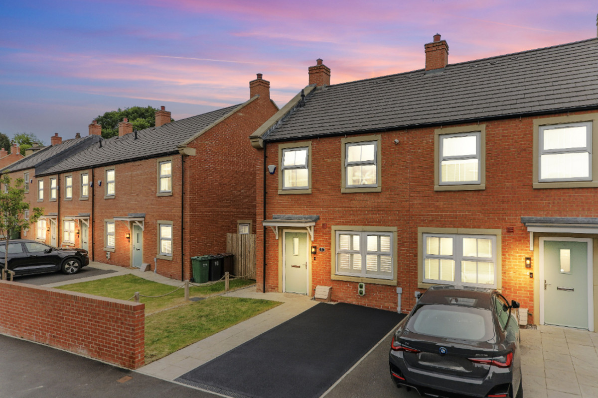 Bobbin Row, Leeds, LS12