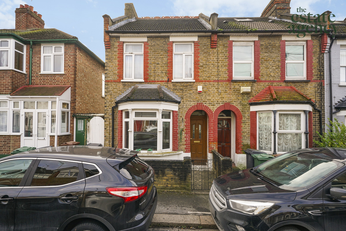 Salisbury Road, Chingford, E4