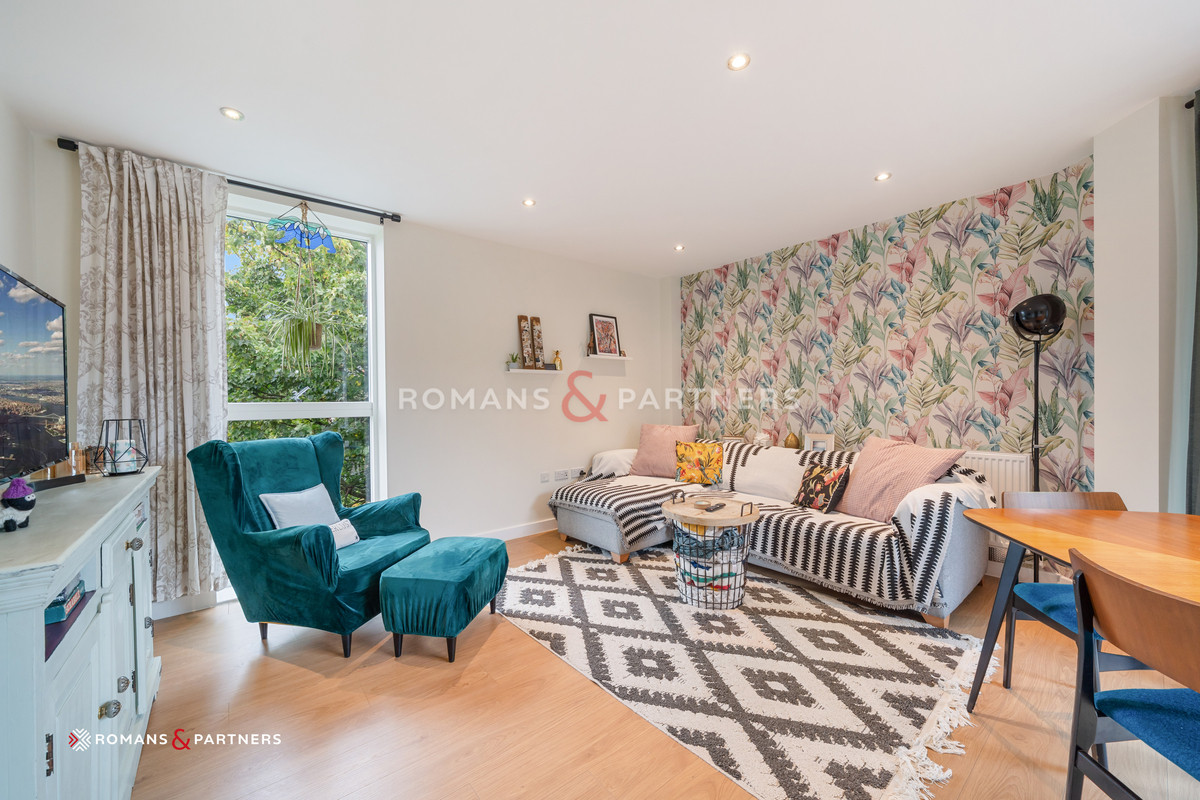 Maple Court, Elephant & Castle, SE17