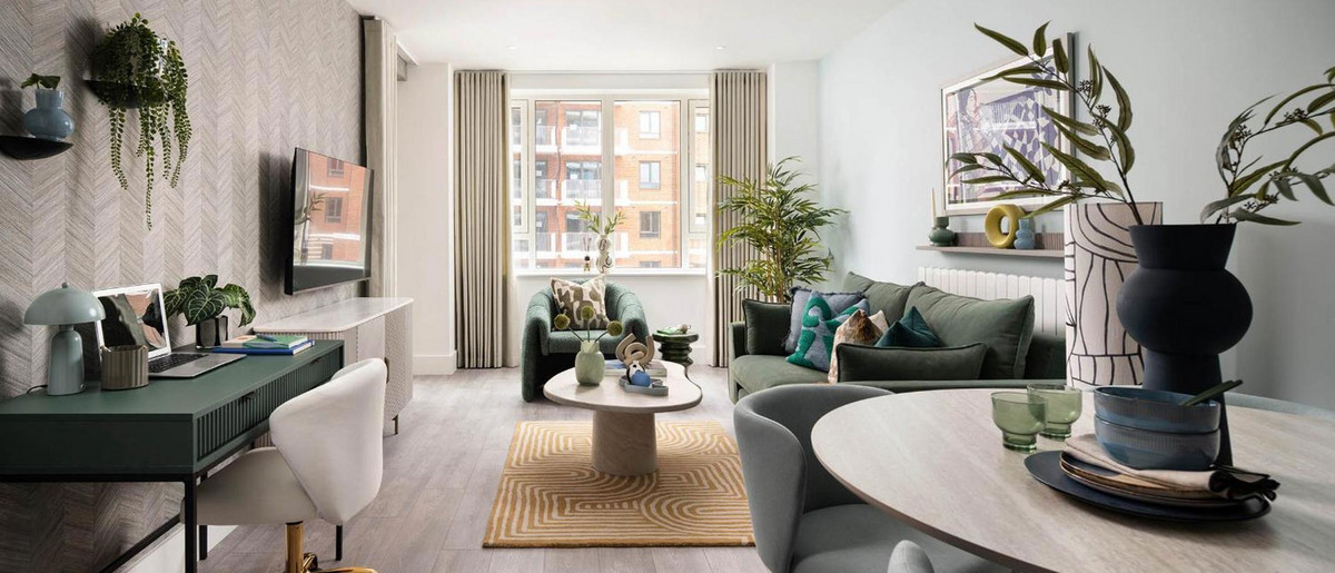 Lombard Square, Plumstead, SE28