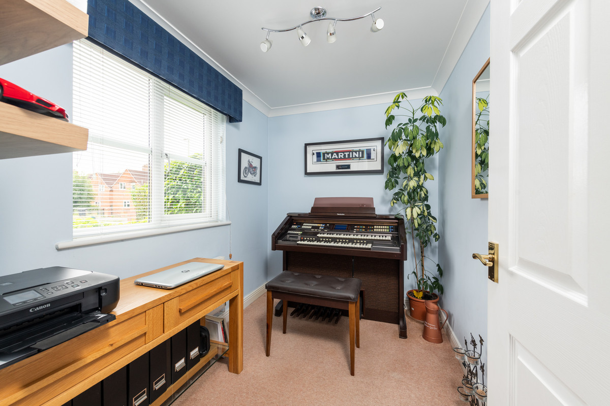 Newlands Avenue, Didcot Thomas Merrifield