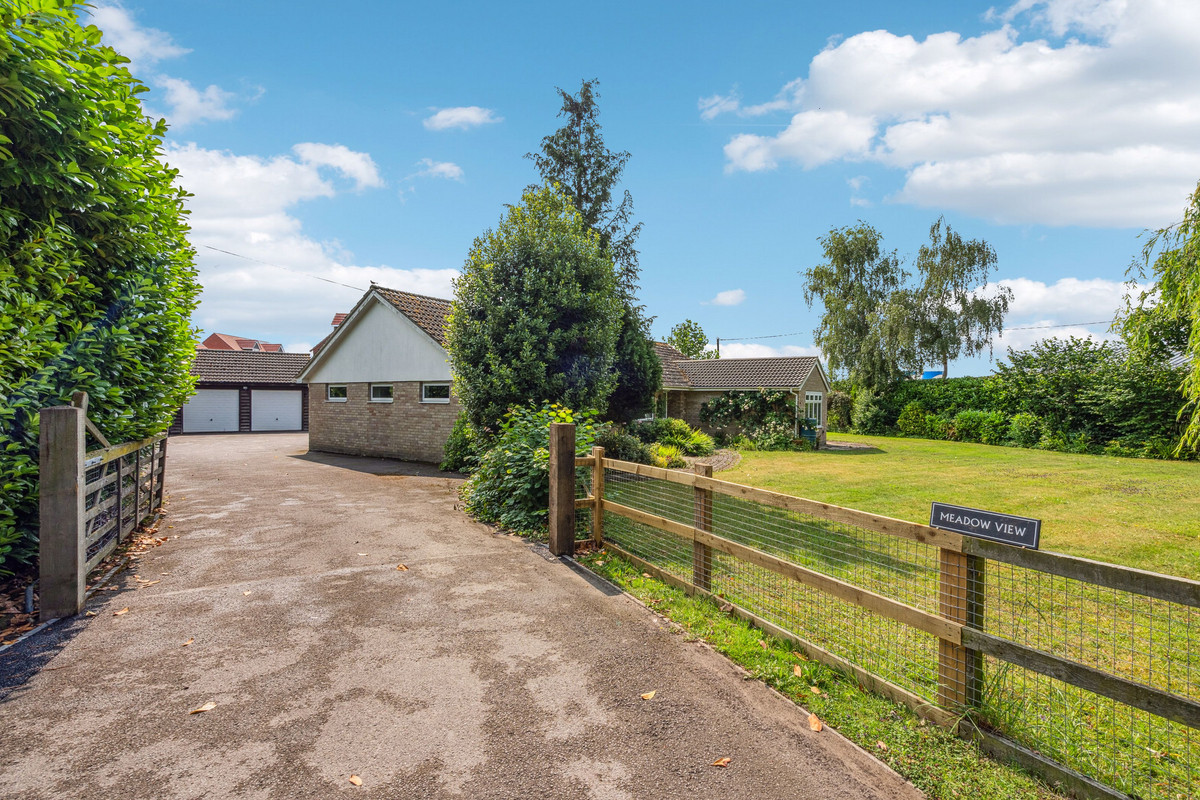 Properties for sale in Didcot Thomas Merrifield