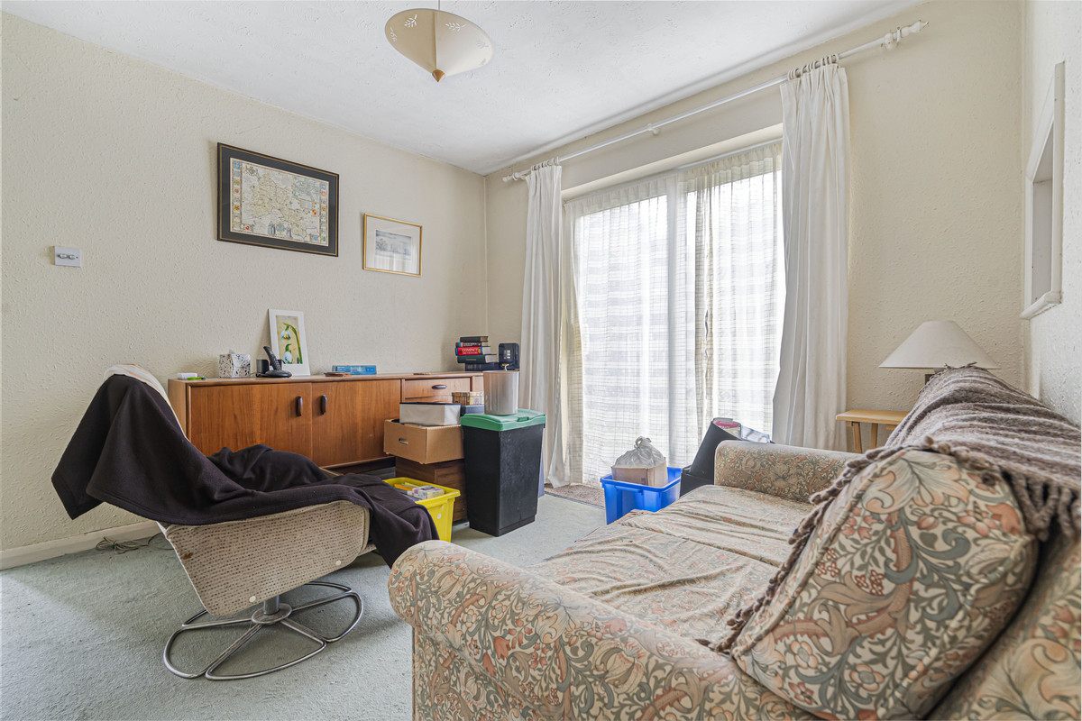 Riley Close, Abingdon Thomas Merrifield