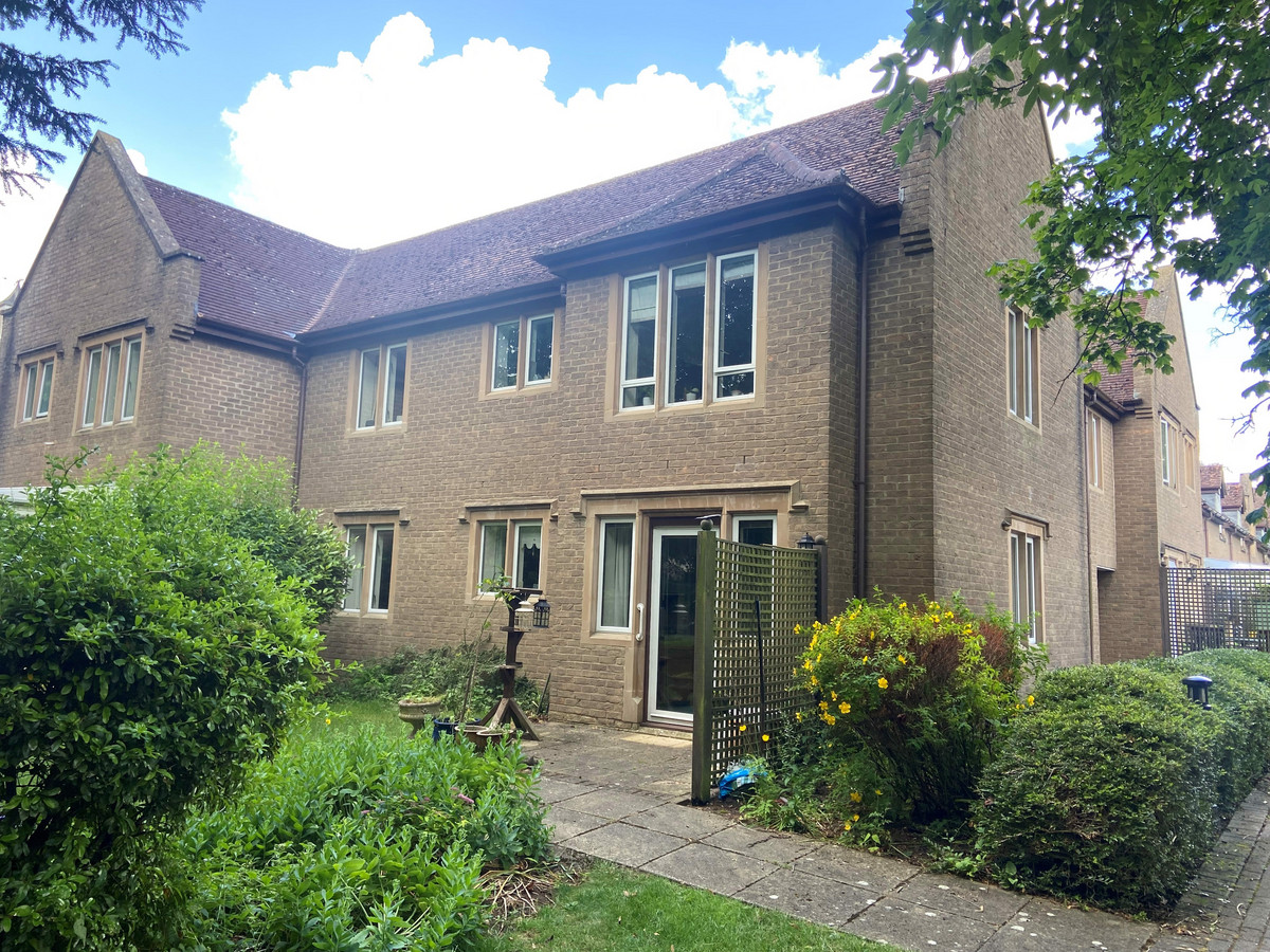 Kings End, Bicester Thomas Merrifield