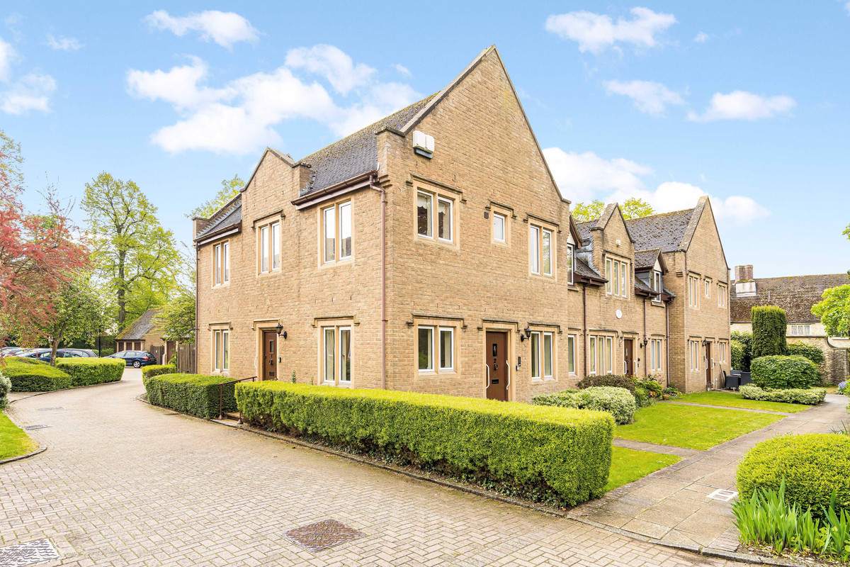 Kings End, Bicester Thomas Merrifield