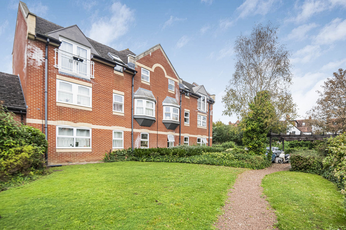 Properties for sale in Abingdon Thomas Merrifield