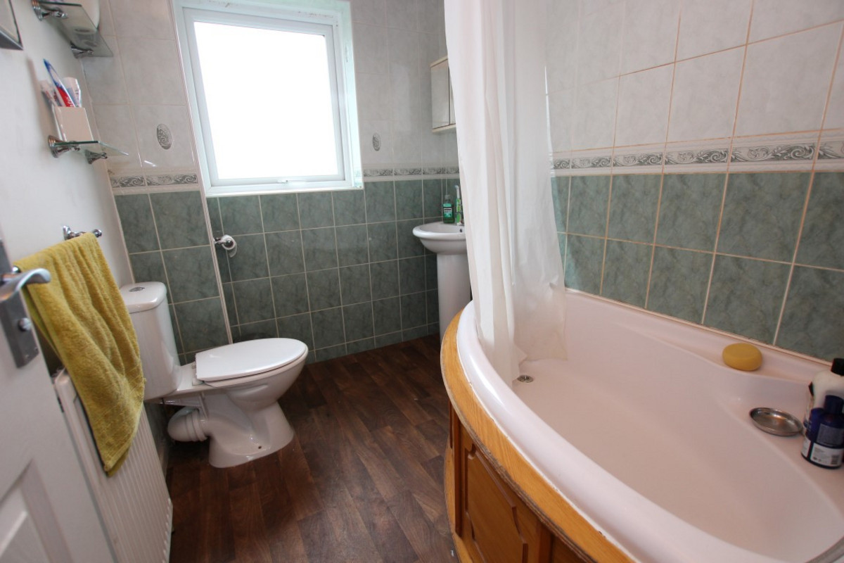 Maple Avenue, Kidlington Thomas Merrifield