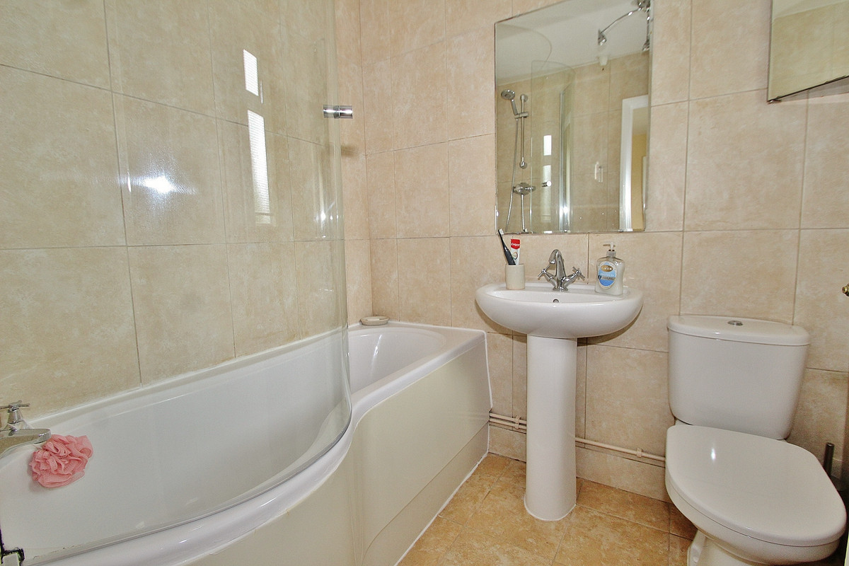 Burwell Drive, Witney Thomas Merrifield