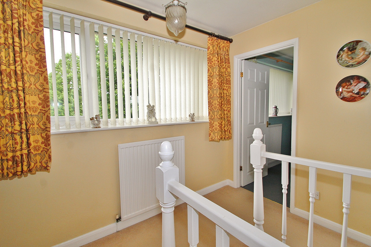 Burwell Drive, Witney Thomas Merrifield