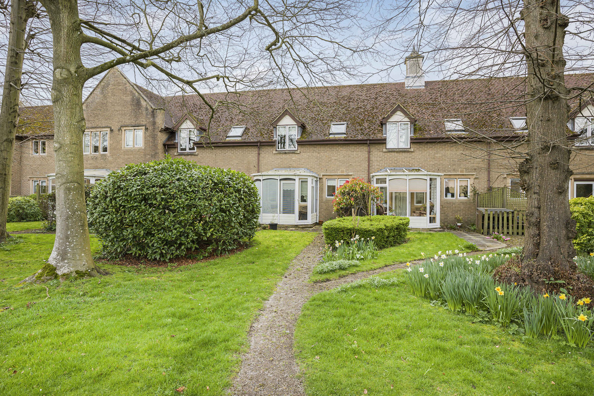 Kings End, Bicester Thomas Merrifield