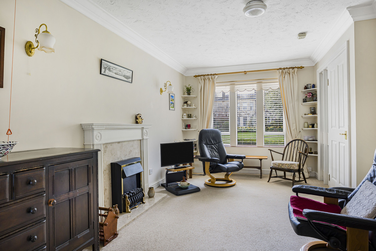 Kings End, Bicester Thomas Merrifield