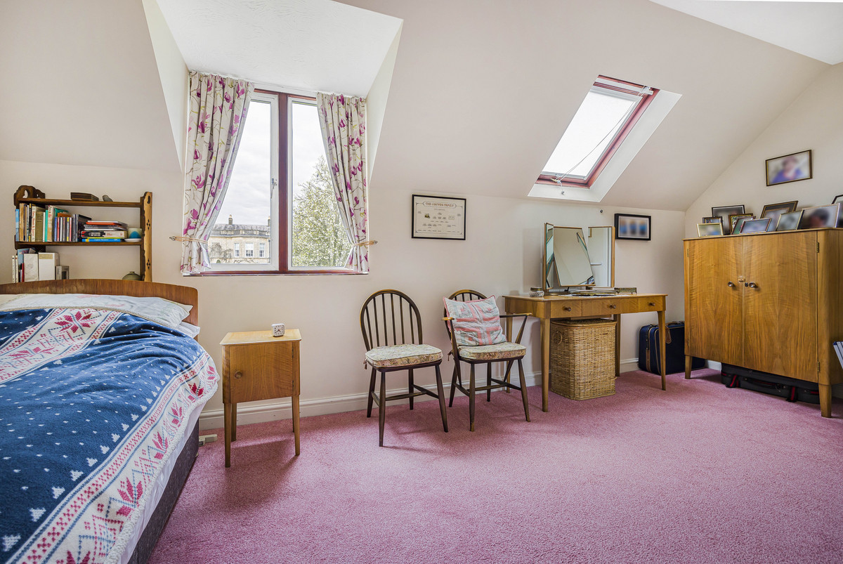 Kings End, Bicester Thomas Merrifield