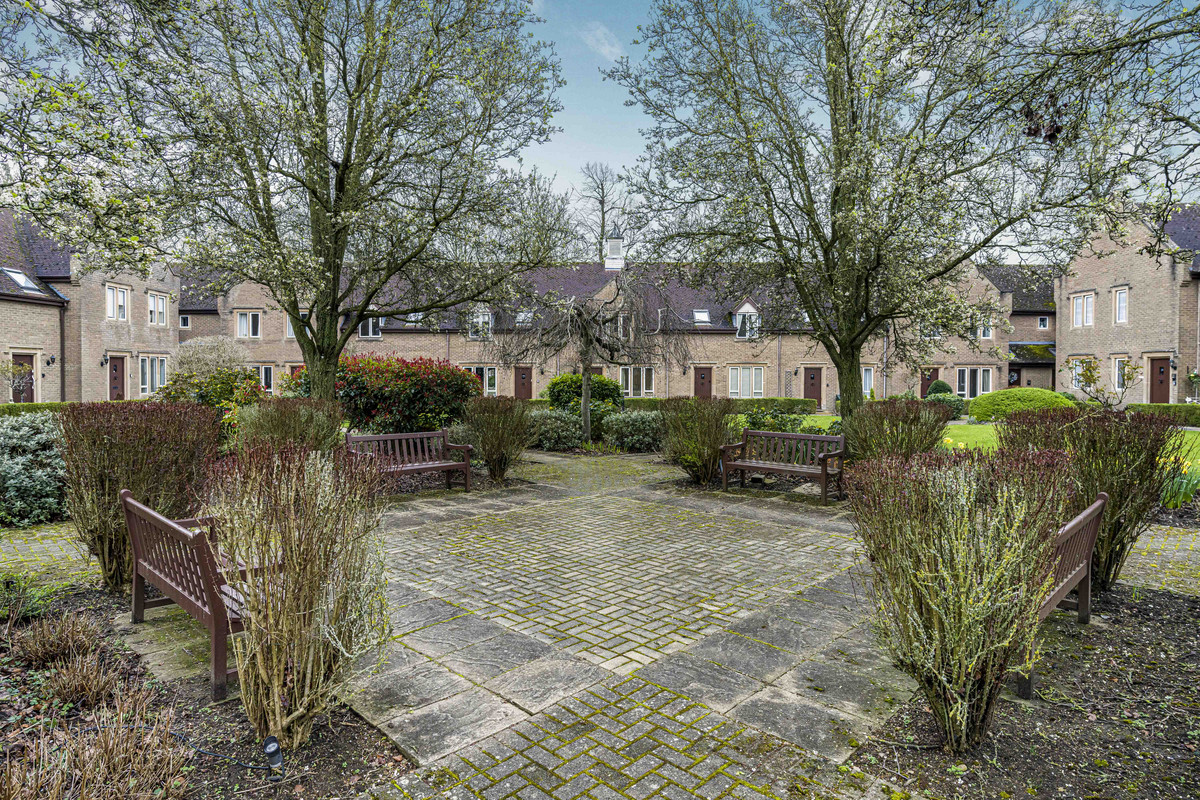 Kings End, Bicester Thomas Merrifield