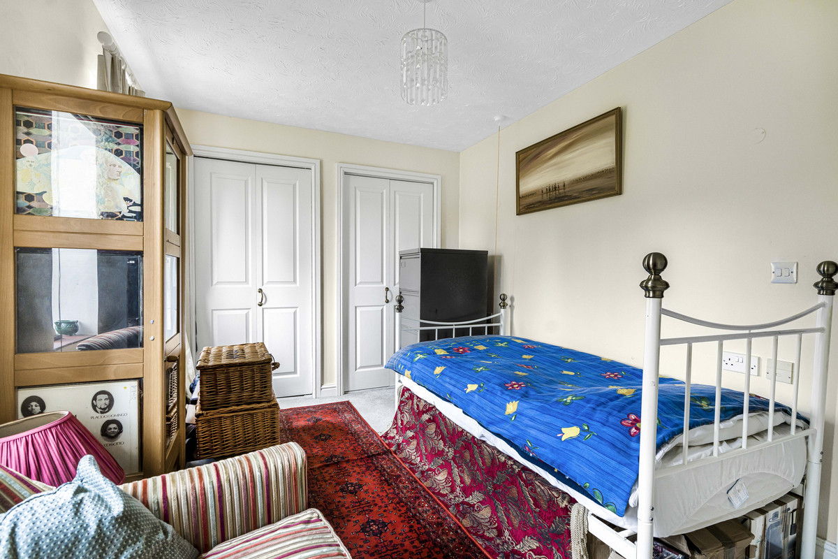 Kings End, Bicester Thomas Merrifield