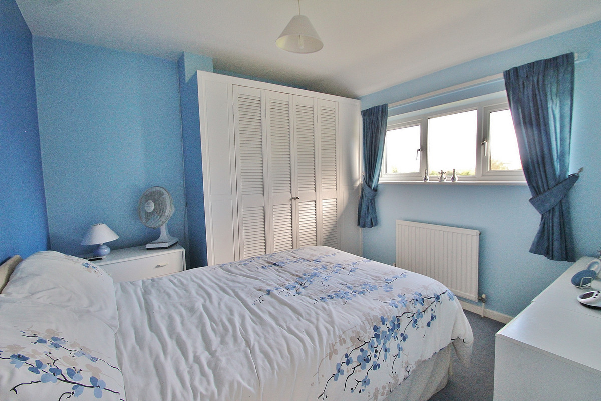 Queen Emmas Dyke, Witney Thomas Merrifield