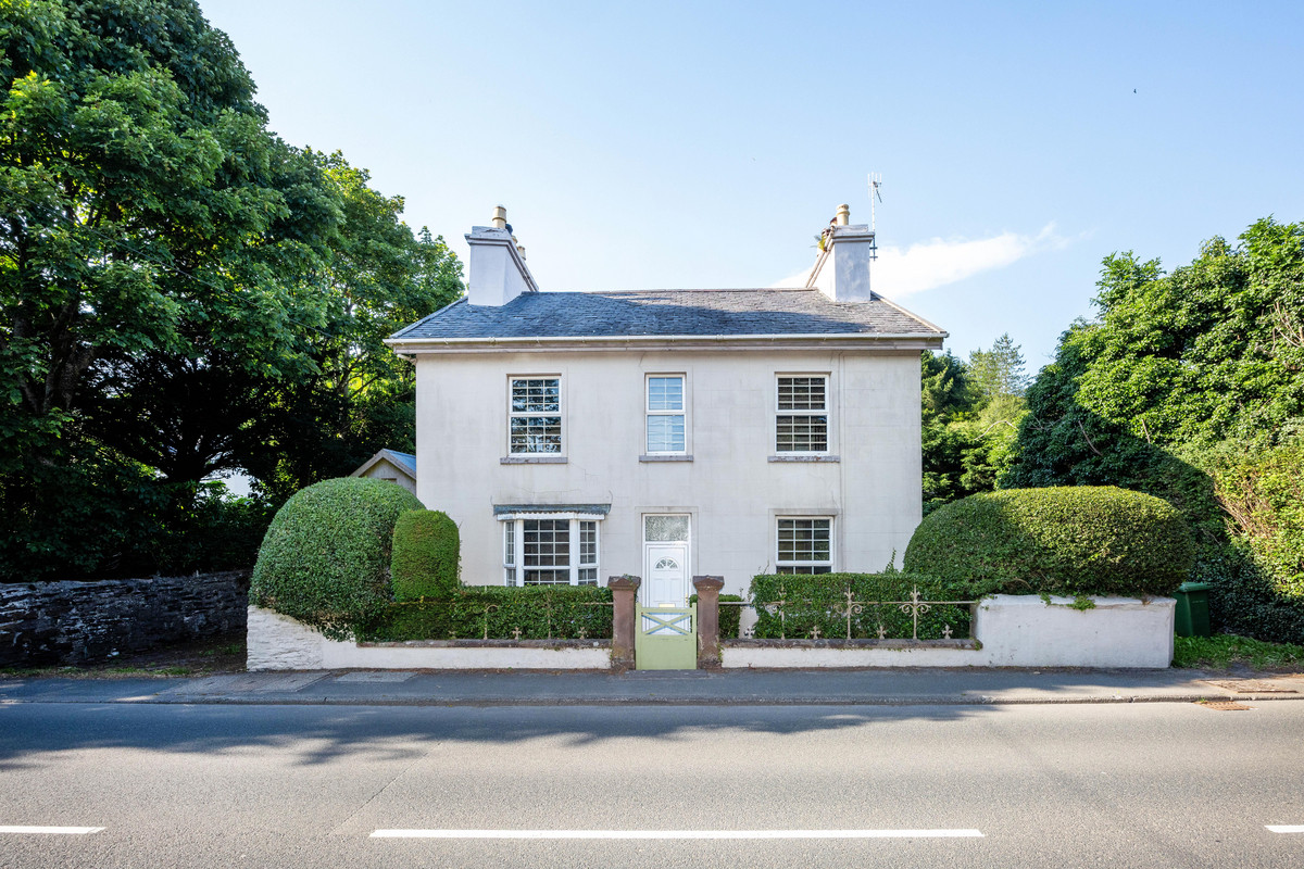 Property enquiry form background image