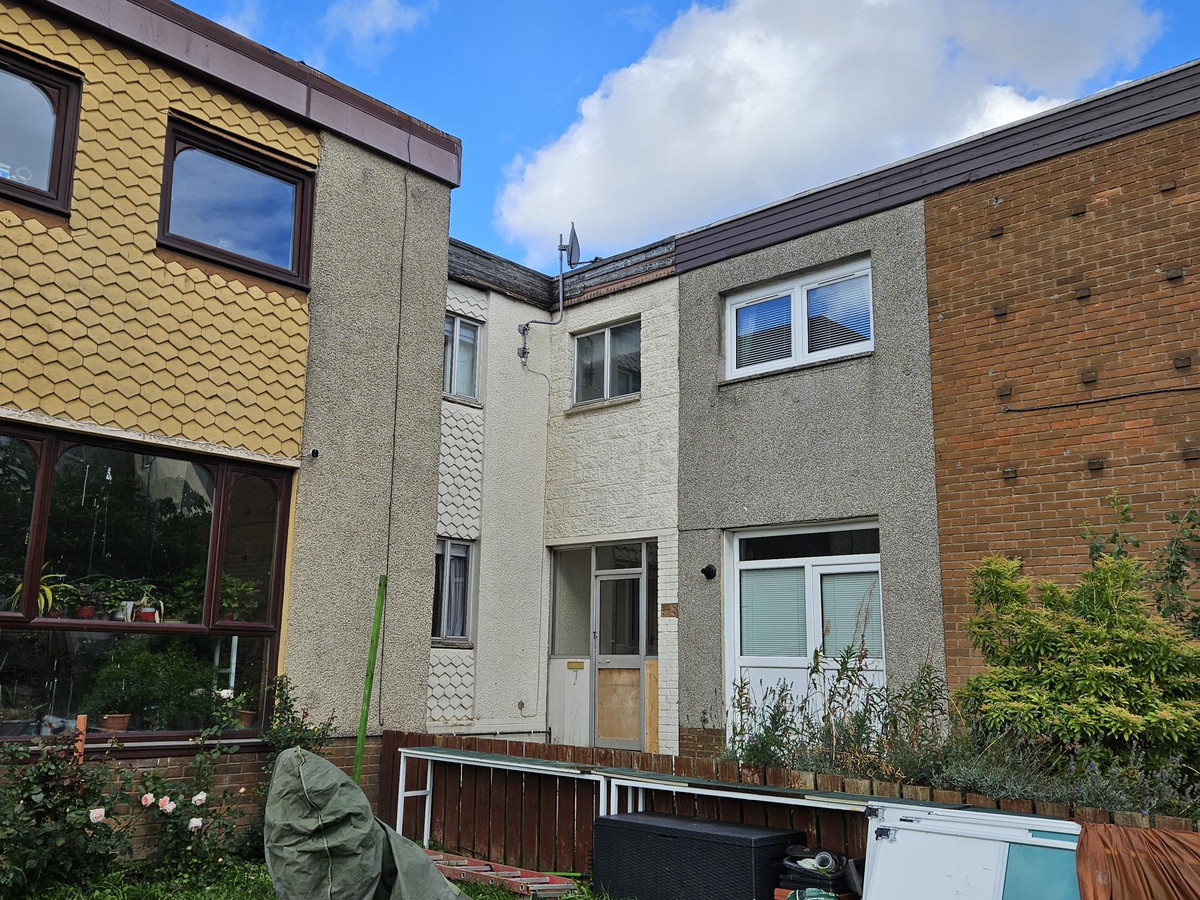 Property enquiry form background image