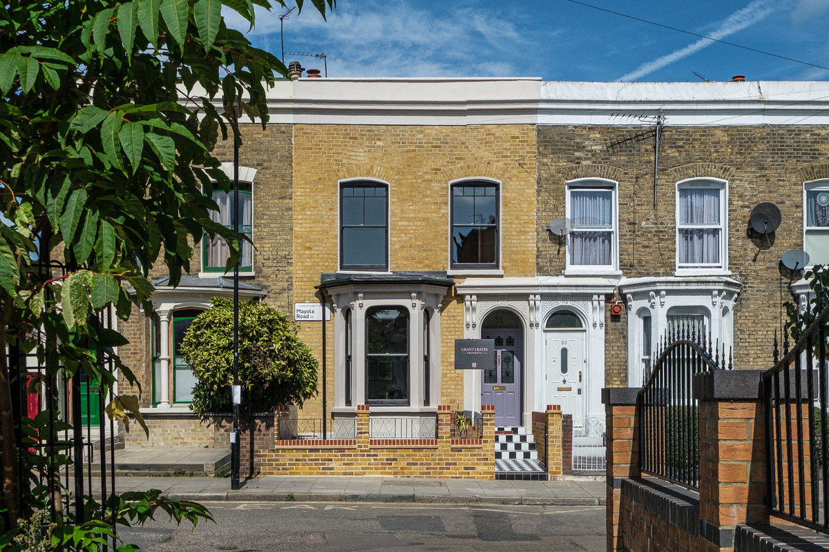 Property enquiry form background image