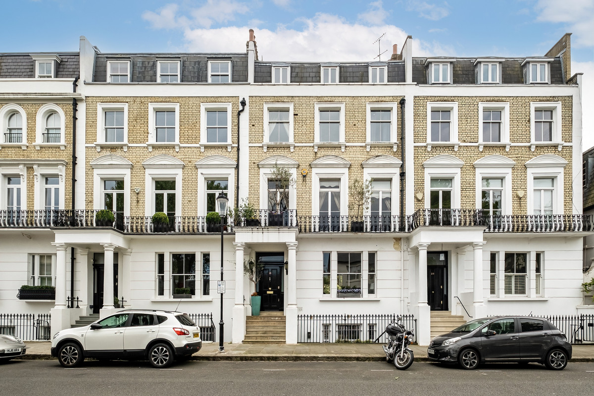 Property enquiry form background image
